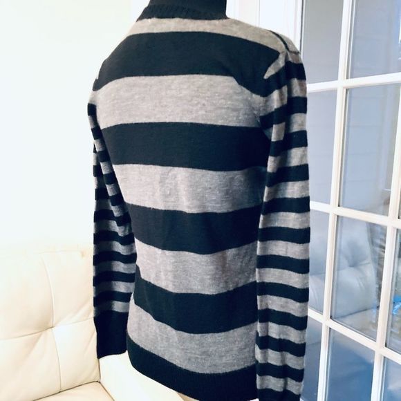Bossini Ladies Wool Blend Striped Sweater Size Small - Picture 3 of 5